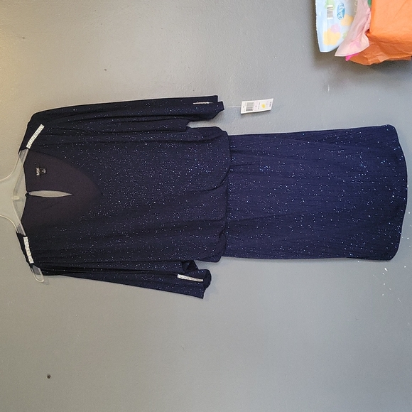 MSK Dresses & Skirts - ✨️Beautiful Blue Sparkling Dress!